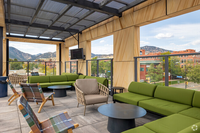 Rooftop - oLiv Boulder Apartments