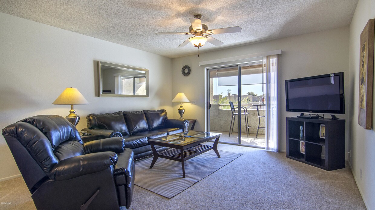 Foto principal - 4150 E Cactus Rd