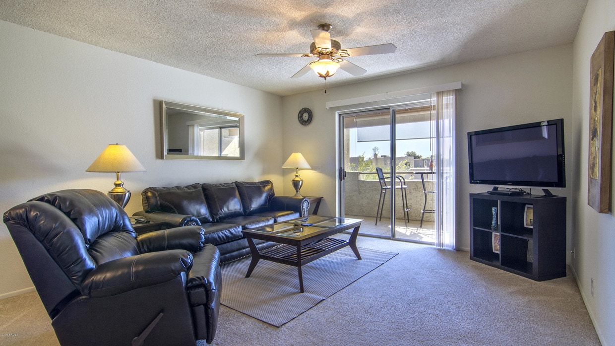 Primary Photo - 4150 E Cactus Rd