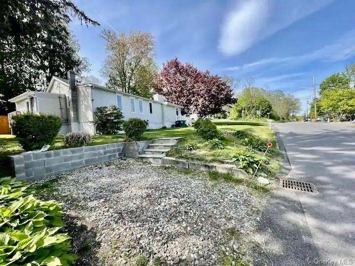 Foto principal - 72 Lakeside Rd