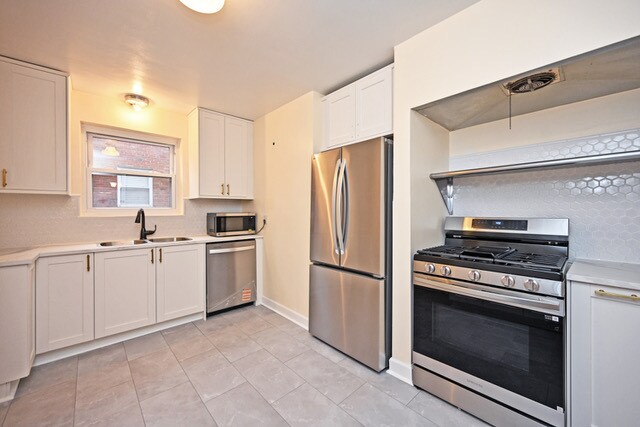 Foto del edificio - 5762 Doerger Ln