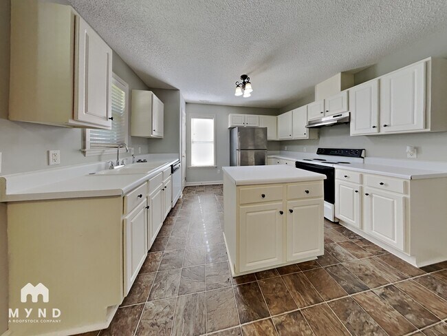 Foto del edificio - 1808 Crag Burn Ln