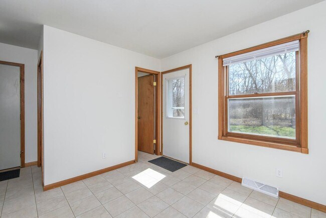 Foto del edificio - 208 Applewood Ln