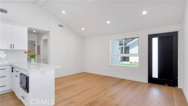 Foto del edificio - 318 N Catalina St