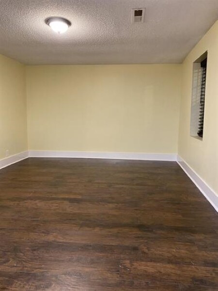 Foto del edificio - 114 33rd St N