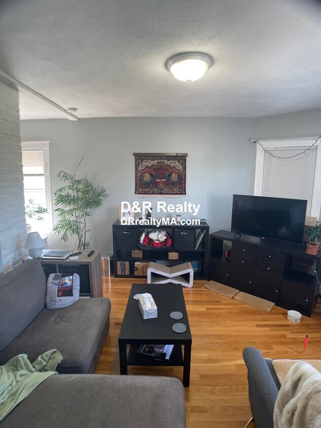 66 Morton Ave Unit 3, Medford, MA 02155 Apartments in Medford, MA