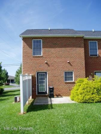 Building Photo - 2 br, 1.5 bath House - 812 B Wiggington Road