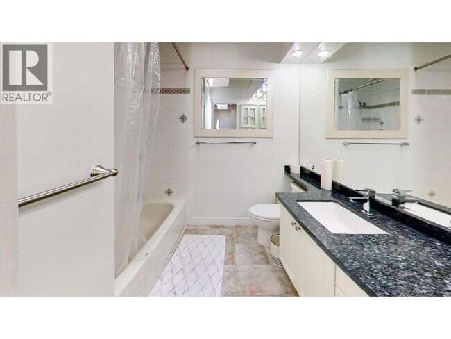 Photo du bâtiment - 7600 Blundell Rd