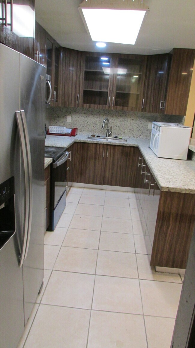 Foto del edificio - 1216 SW 75th Ave