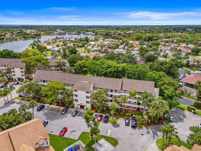 Building Photo - 12568 Shoreline Dr