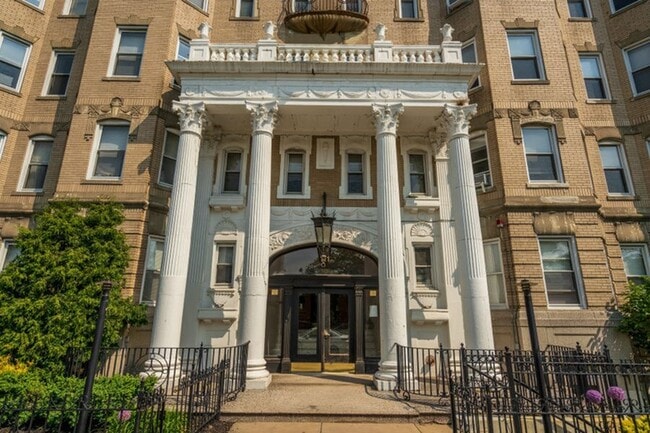 Front Entry - 111 Park Drive