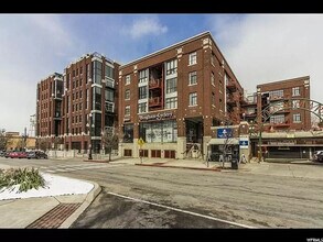 Building Photo - 336 W 300 S