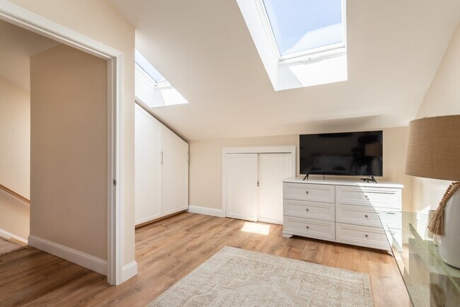 Foto del edificio - 3 Everett Ct