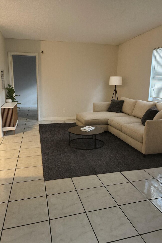 Foto del edificio - 650 SW 15th Ave