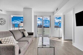 Building Photo - 29 Draper St