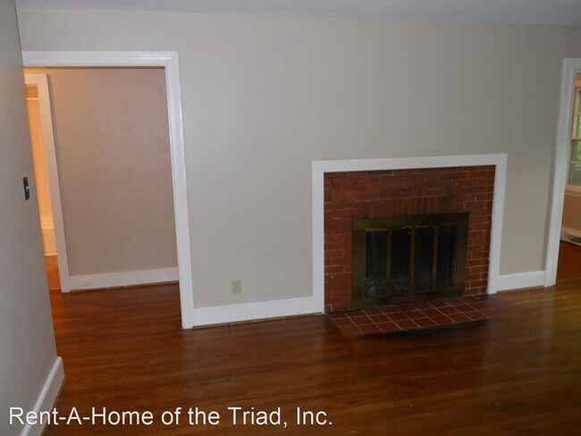 Building Photo - 2 br, 1 bath House - 1908 Colonial Avenue