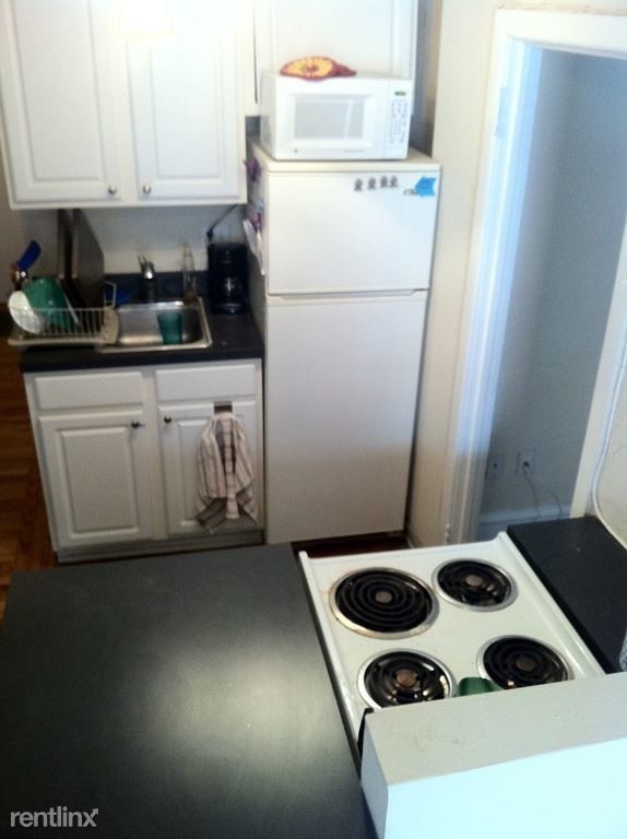 Foto del edificio - 1 br, 1 bath Apartment - 928 Pine Street