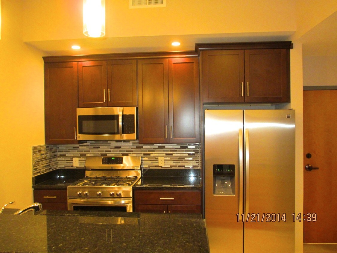 Foto principal - 615 S 6th St