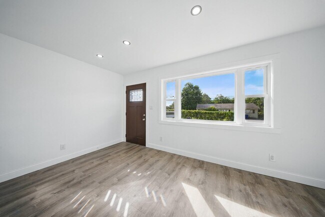 Foto del edificio - 341 Highland Ave Ext