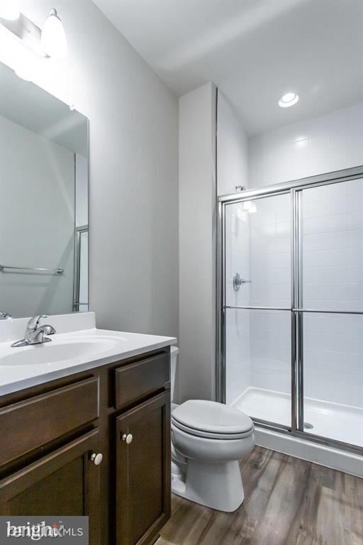 Foto del edificio - 4 br, 4 bath Townhome - 5923 Garden Walk Dr