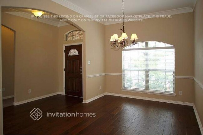 Foto del edificio - 109 Winged Foot Dr