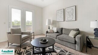 Building Photo - 205 Pasadena Pl