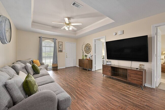 Foto del edificio - 2015 Colgate Dr