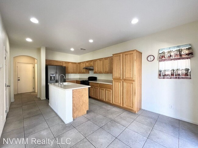 Building Photo - 4 br, 3 bath House - 4962 Sidewinder Ridge...