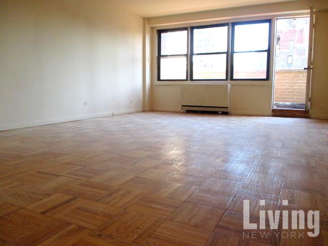 Building Photo - 350 E 52nd St