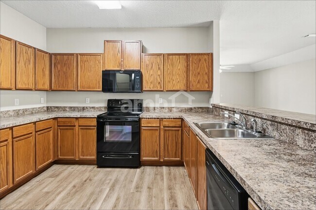 Foto del edificio - 12107 Hayden Lakes Cir