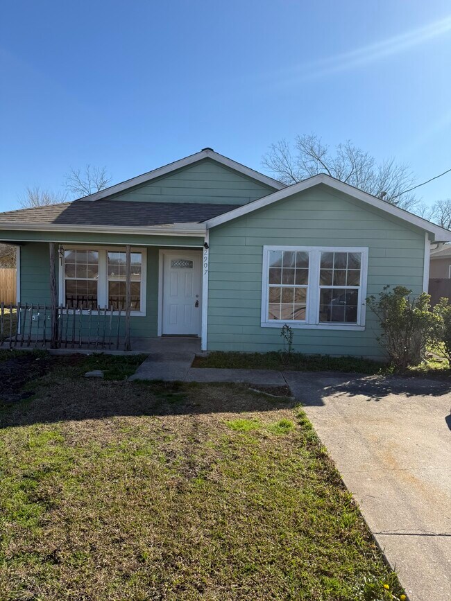 Foto del edificio - 2907 Dalton St