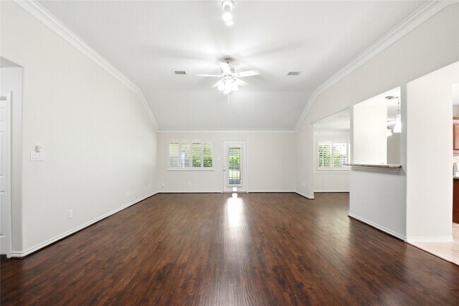 Building Photo - 1702 Fantasy Woods Dr