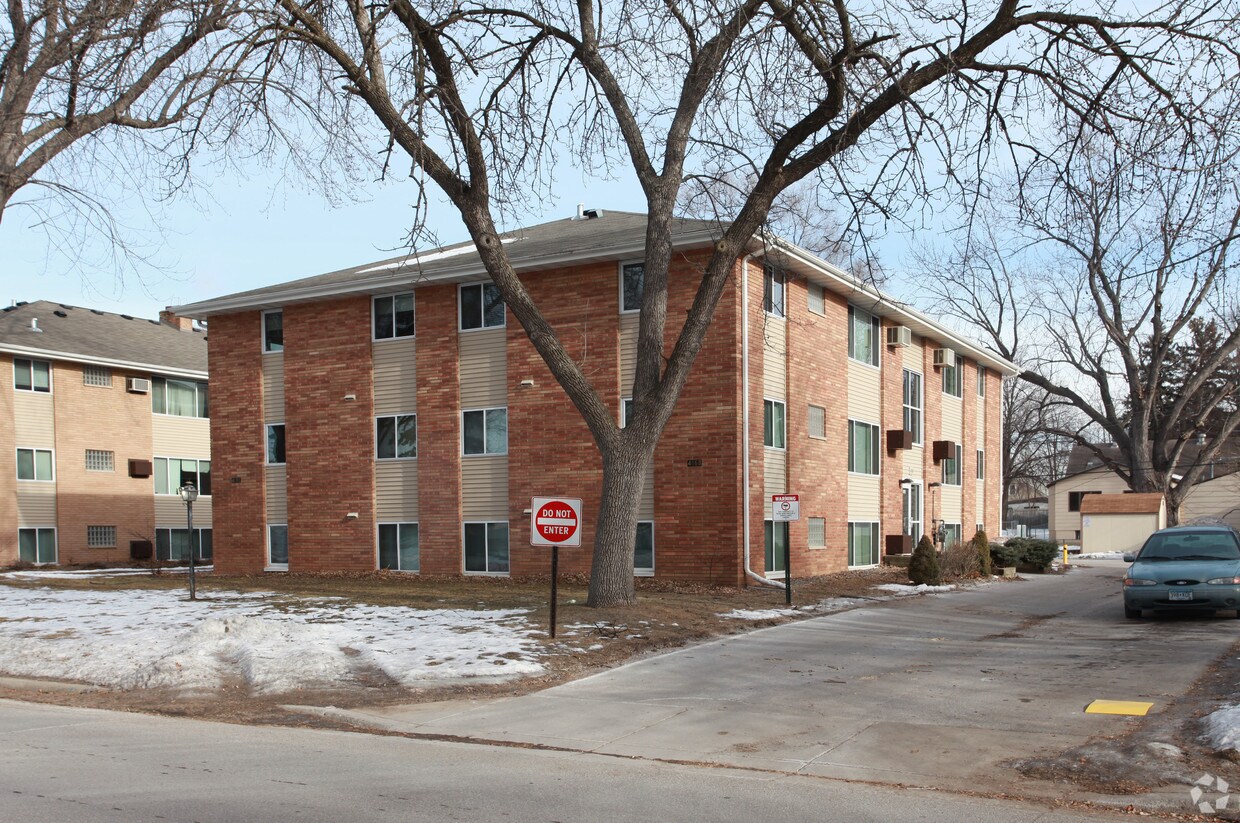 Building Photo - 4172 Adair Ave N