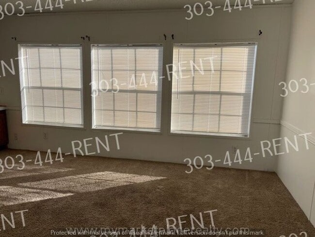 Building Photo - 3 Bedroom 2 Bathroom in Thornton! Move In ...
