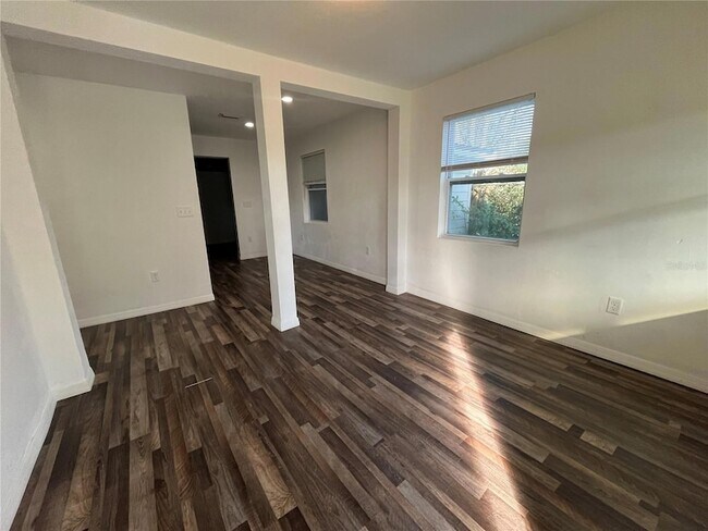 Foto del edificio - 1222 SE 10th St