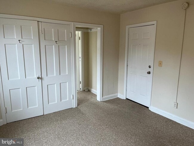 Building Photo - 8009 Garland Ave