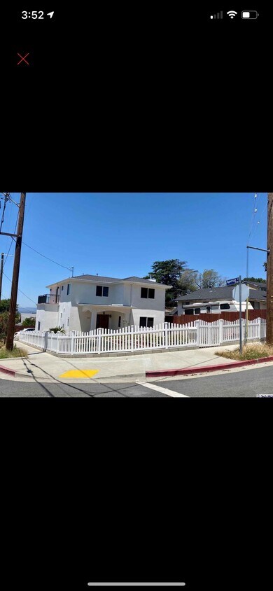 Primary Photo - 10303 Pinyon Ave