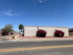 Building Photo - 290 W Viola St