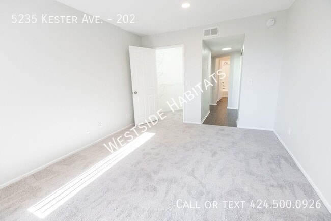 Building Photo - 5235 Kester Ave