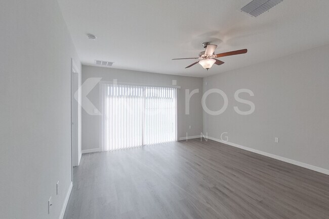 Foto del edificio - 8627 SW 43rd Ter