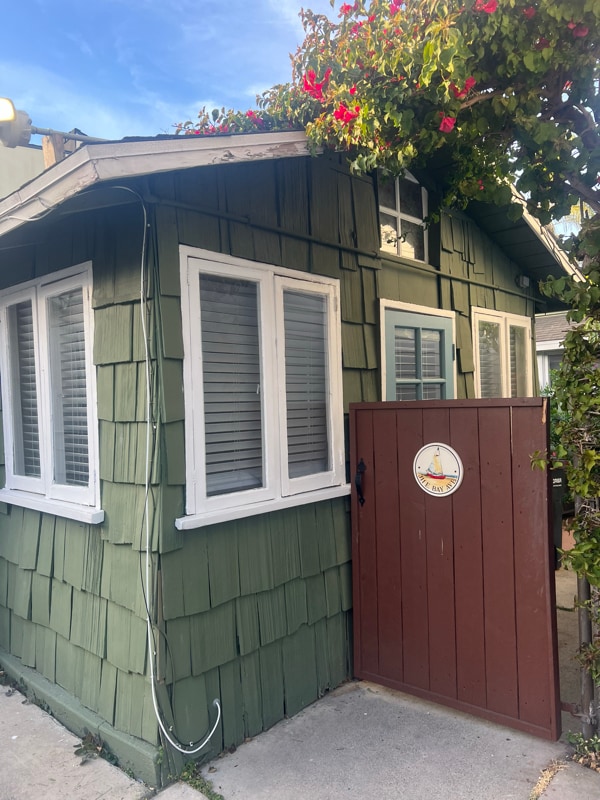 Building Photo - 311 E Bay Ave