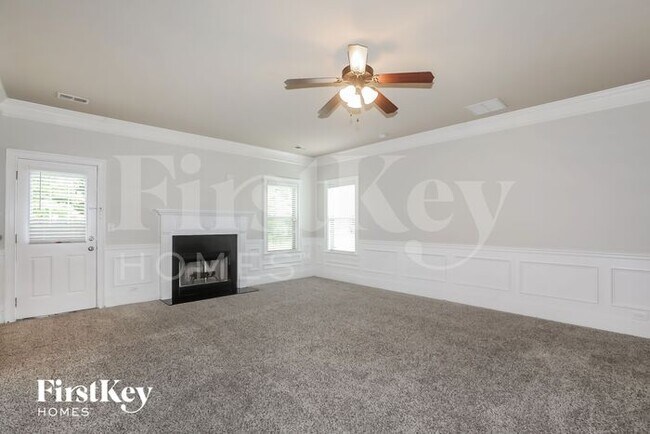 Foto del edificio - 394 Plymstock Dr