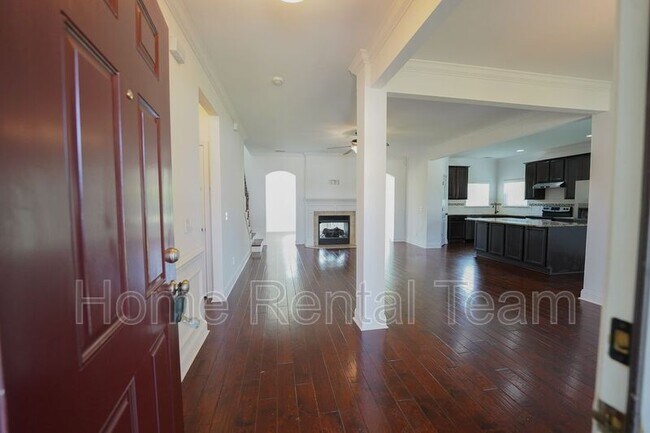 Building Photo - 75 Sailmaker Ln