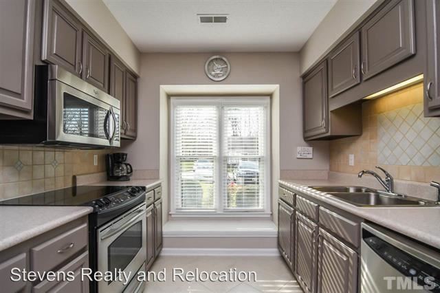 Foto del edificio - 2702 Cottage Cir