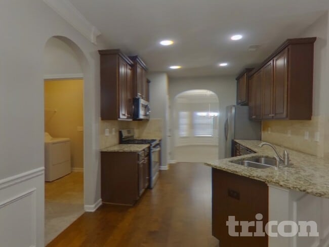 Foto del edificio - 20 Silver Peak Dr