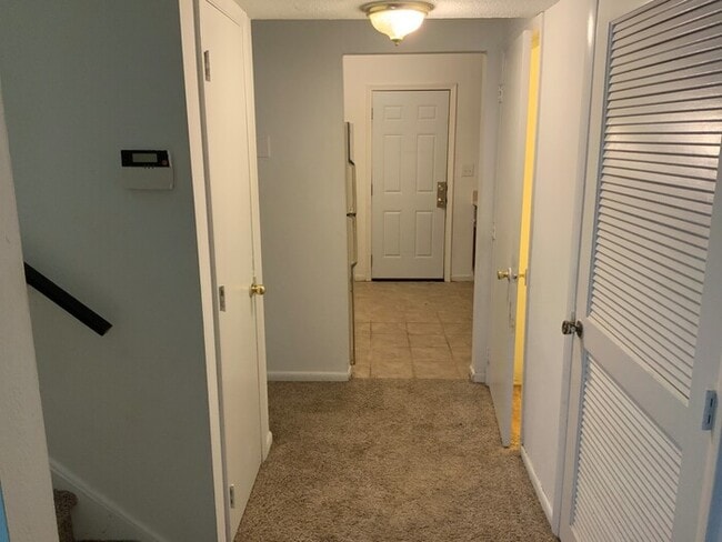 Building Photo - 3919 Overland Heights