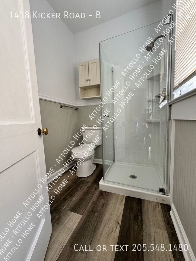 Foto del edificio - 2-Bed/1-Bath Apartment with Bonus Room!