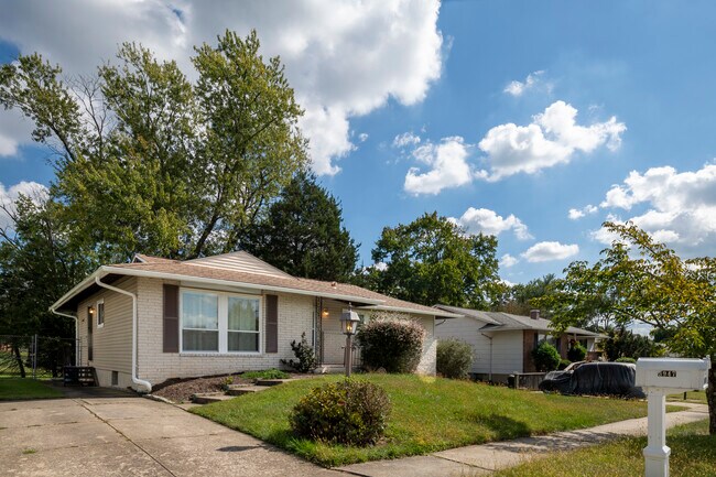 Foto del edificio - 3947 Setonhurst Rd