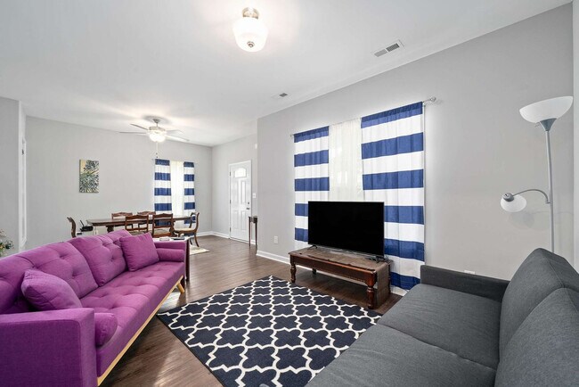 Foto del edificio - 443 Reynolds St