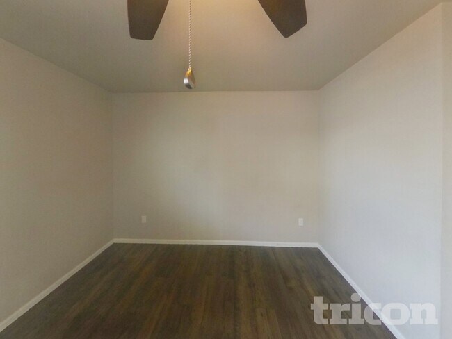 Building Photo - 5928 John Muir Trl